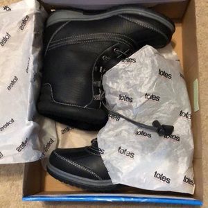 Totes Kids Winter Boots